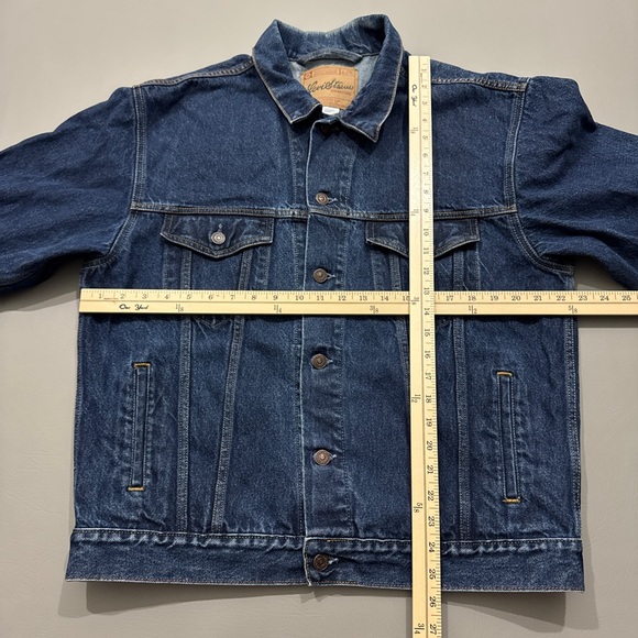 Levi’s Denim Jean Trucker Jacket - Picture 3 of 6